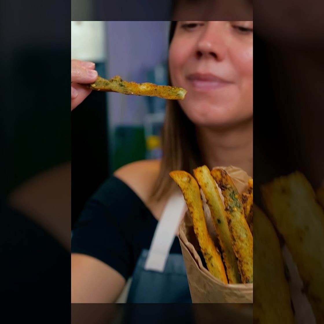 Crispy Garlic Crouton Sticks