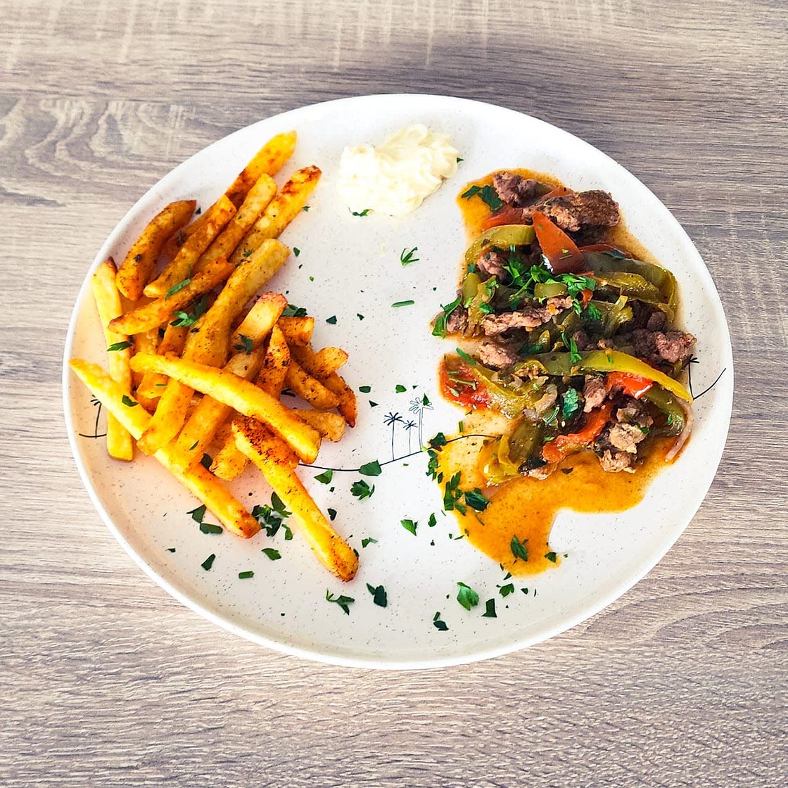 Émincés de steak lomo saltado