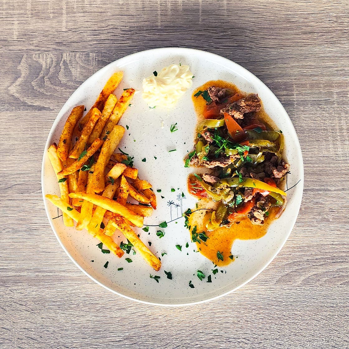 Émincés de steak lomo saltado
