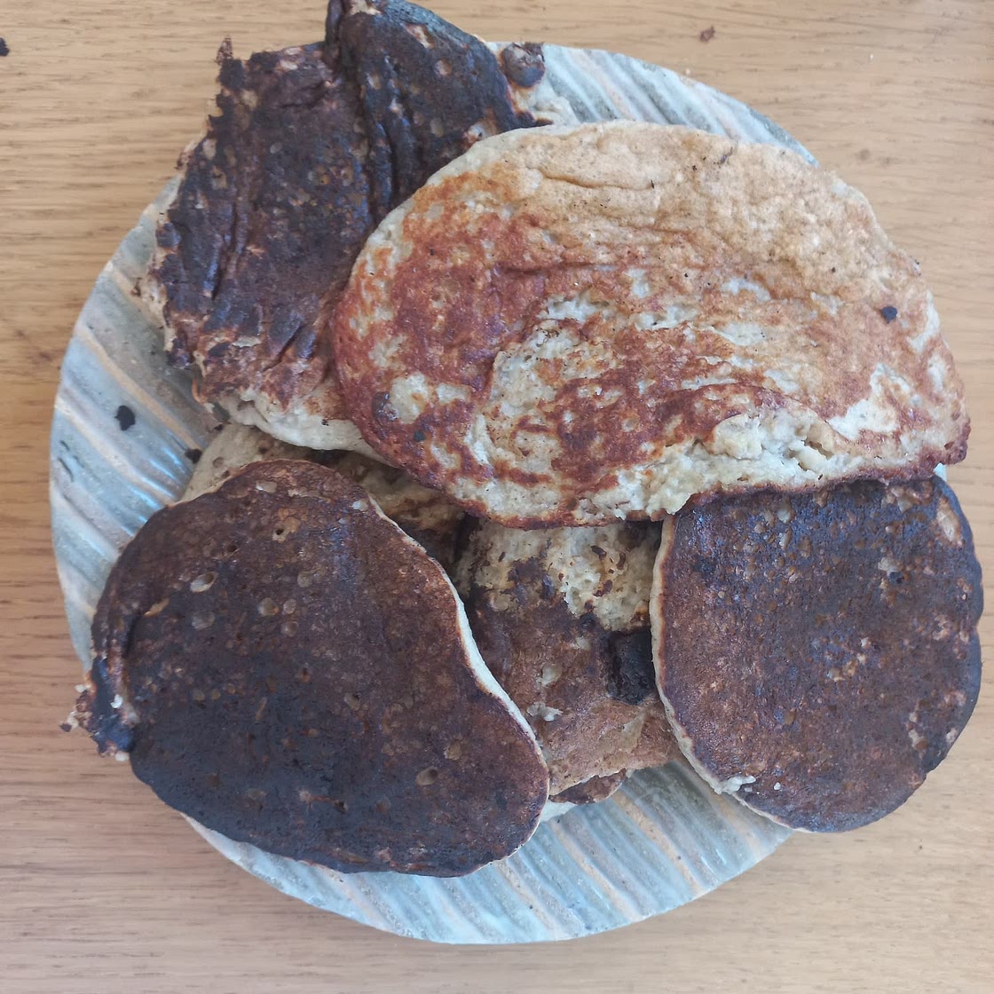 Oatmeal Chocolate Chip Banana Pancakes {healthy, vegan + gluten-free}