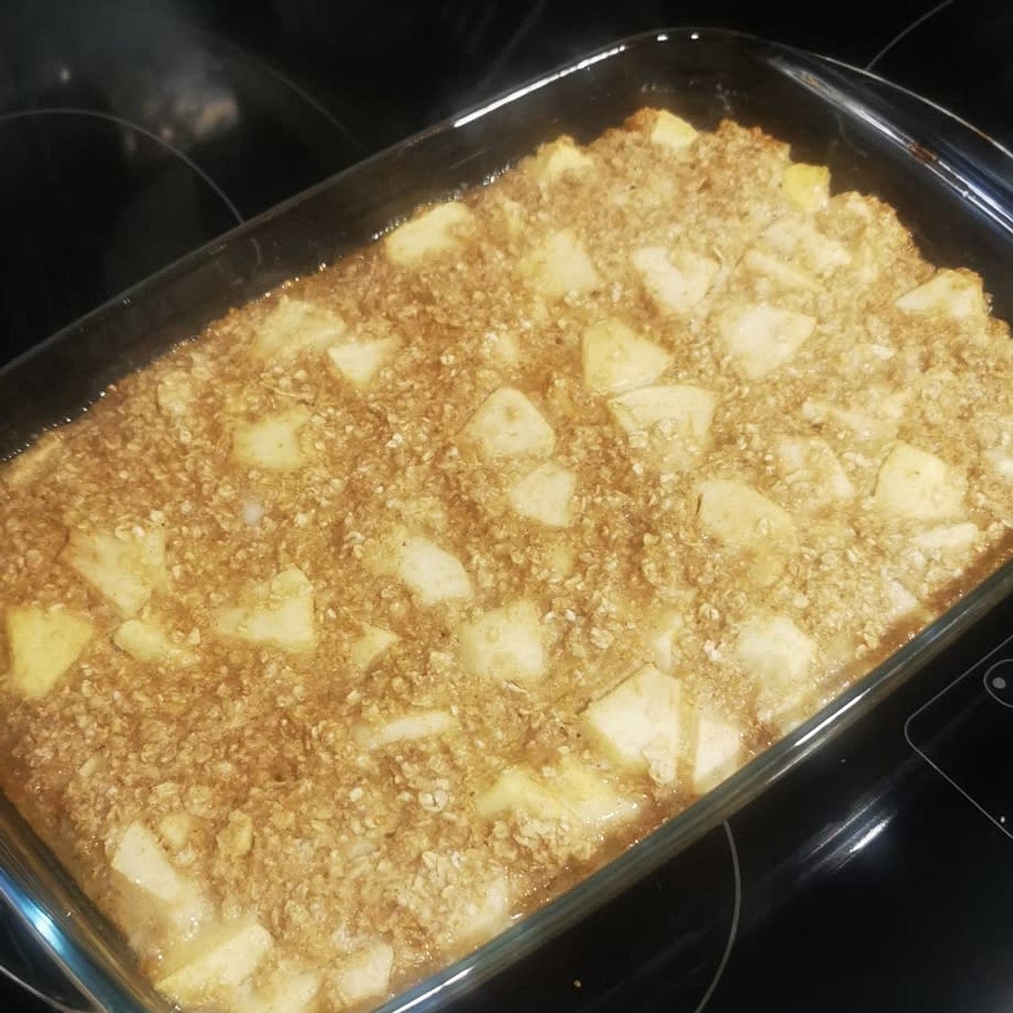 Запечённая овсянка с яблоком и корицей