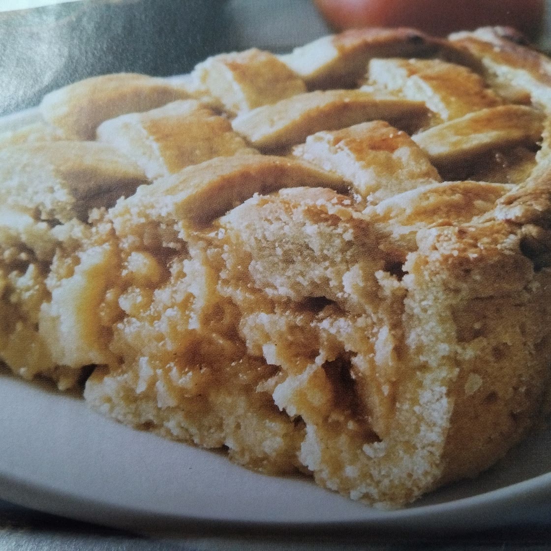 Apple, pear and hazelnut pie