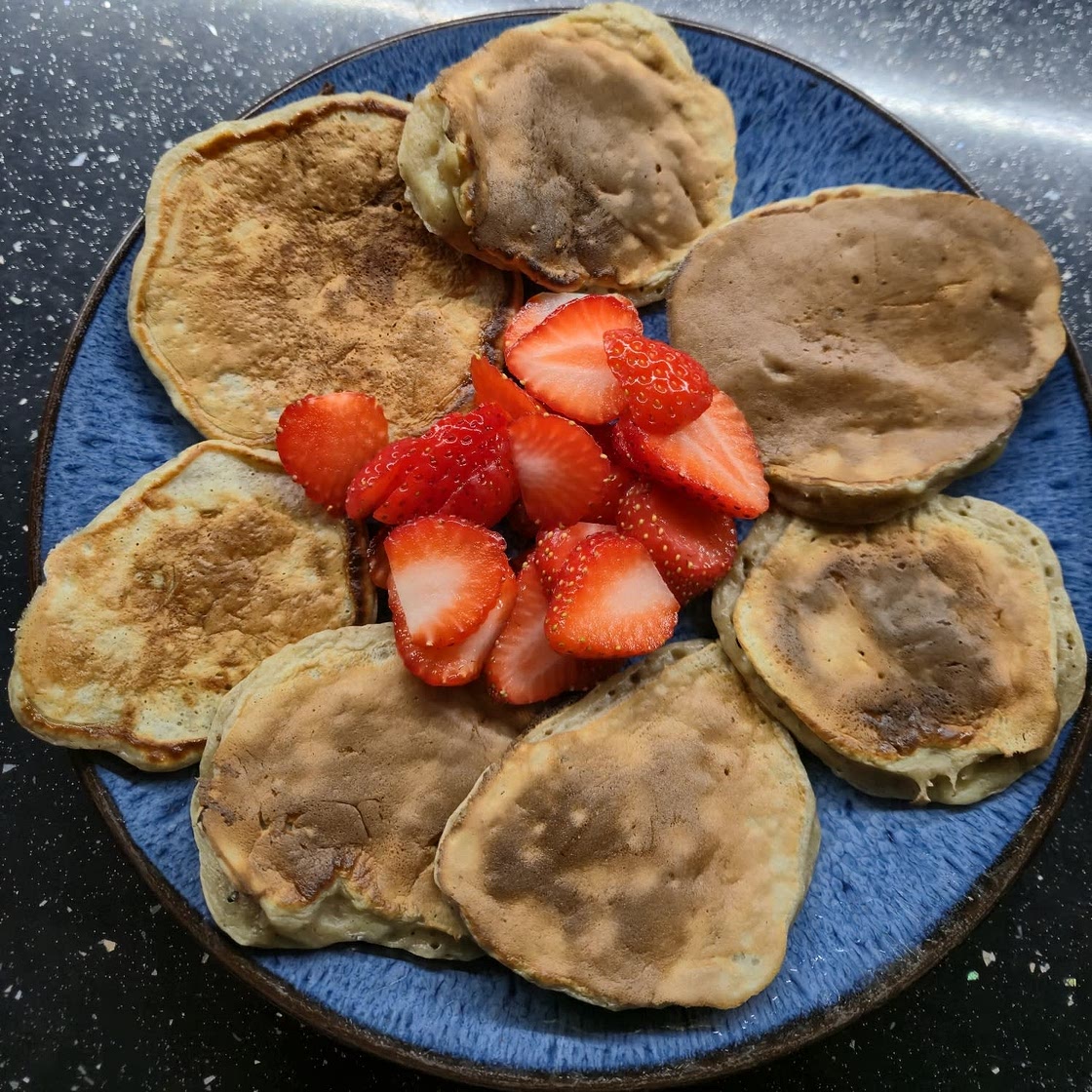 Low Calorie Banana Bread Pancakes