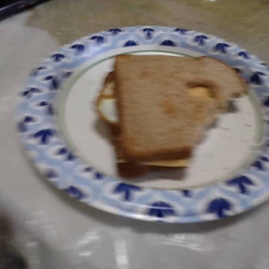 Egg sandwich