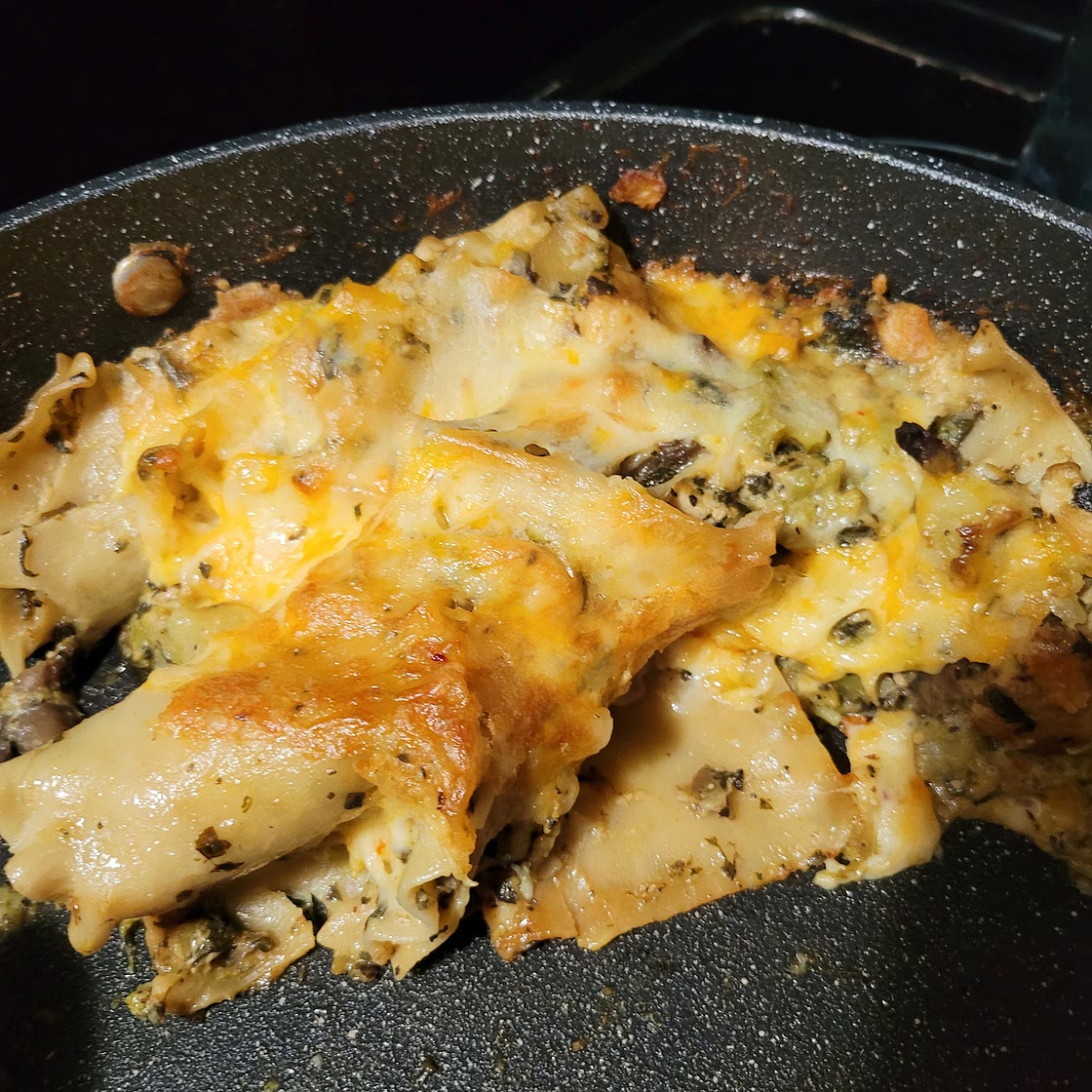 One pot broccoli chicken lasagna bake