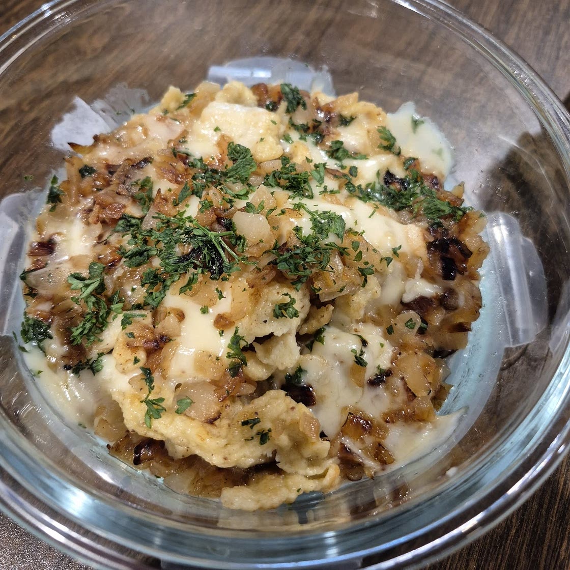 Käsespätzle (German Cheese Spaetzle)