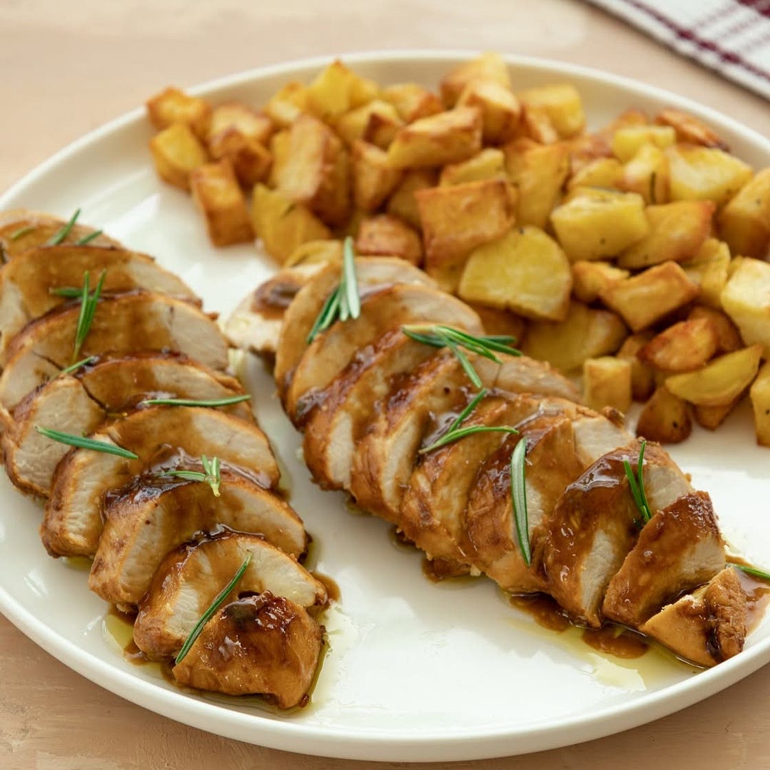TAGLIATA DI POLLO IN PADELLA