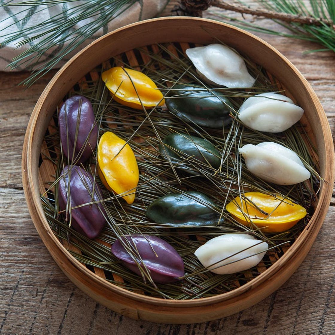 Songpyeon (Korean Chuseok Rice Cake)