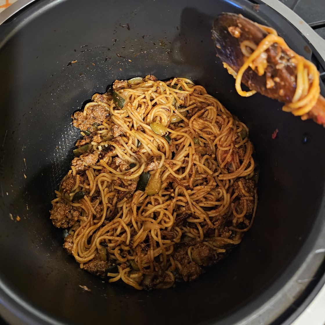 One pot de pâtes boeuf bolognaise au Cookeo