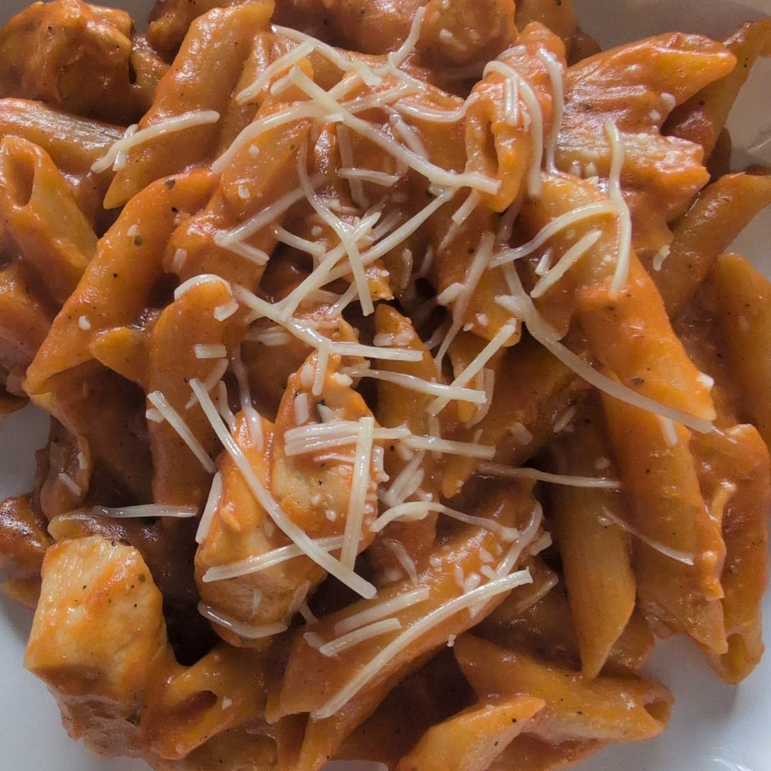 One Pot Chicken Parmesan Pasta