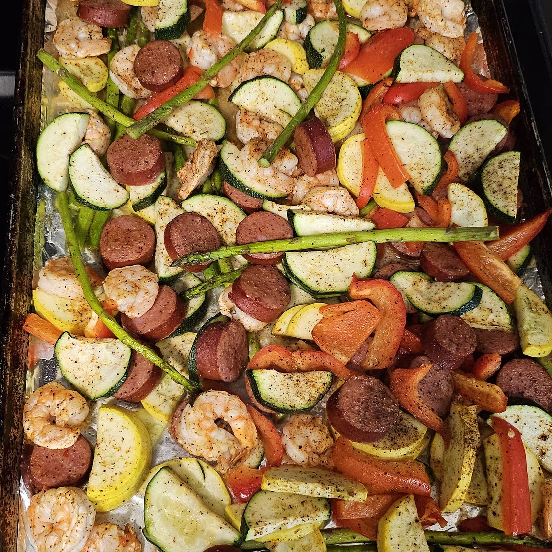 Cajun Shrimp and Sausage Vegetable Sheet Pan