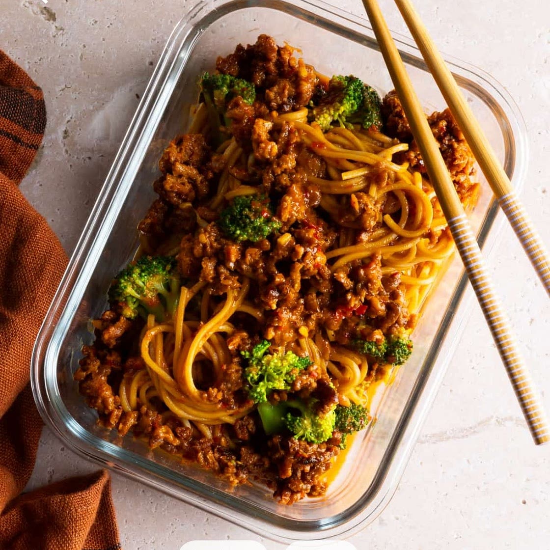 Hot Garlic Veggie Noodles