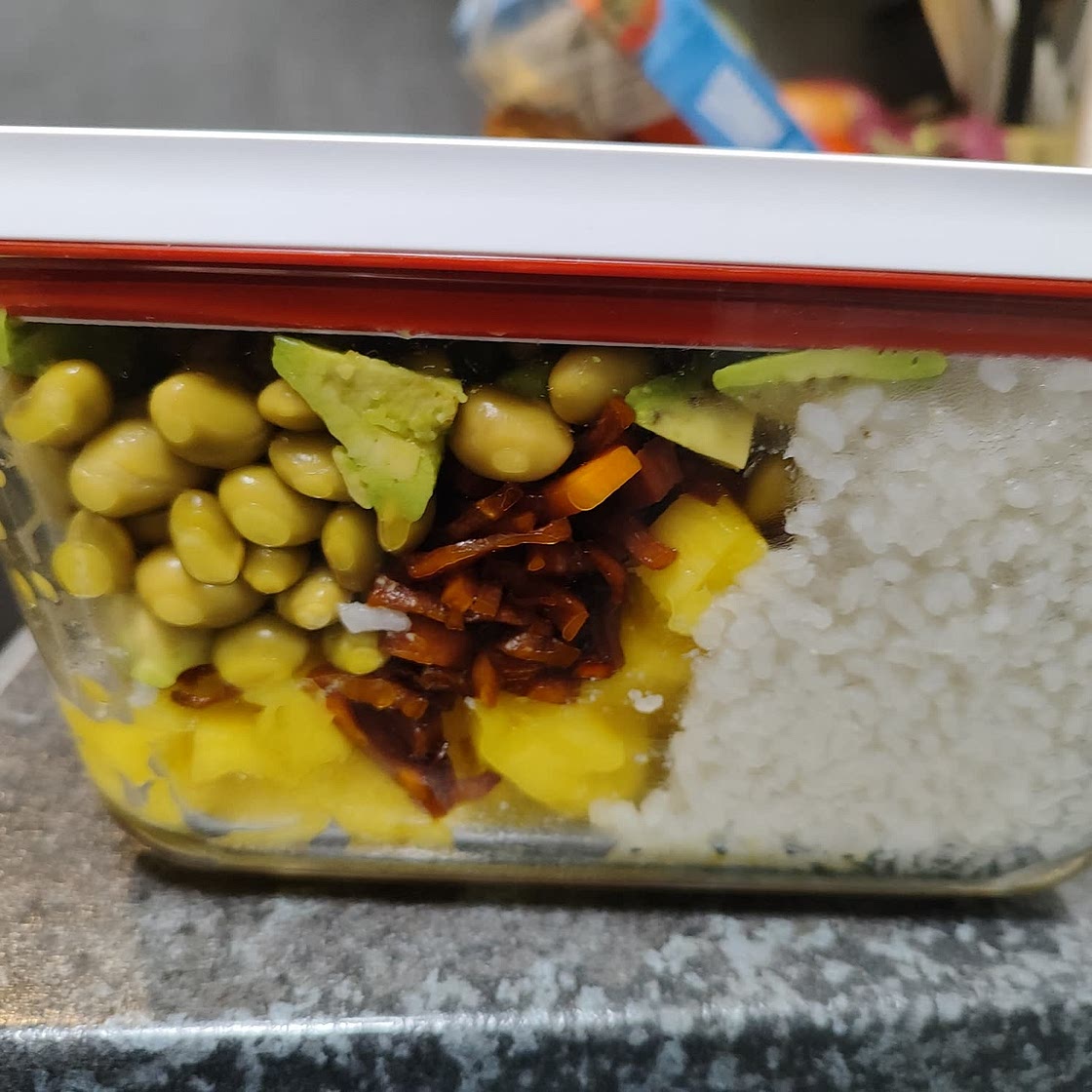 Superfood-Bowl im Japanstil