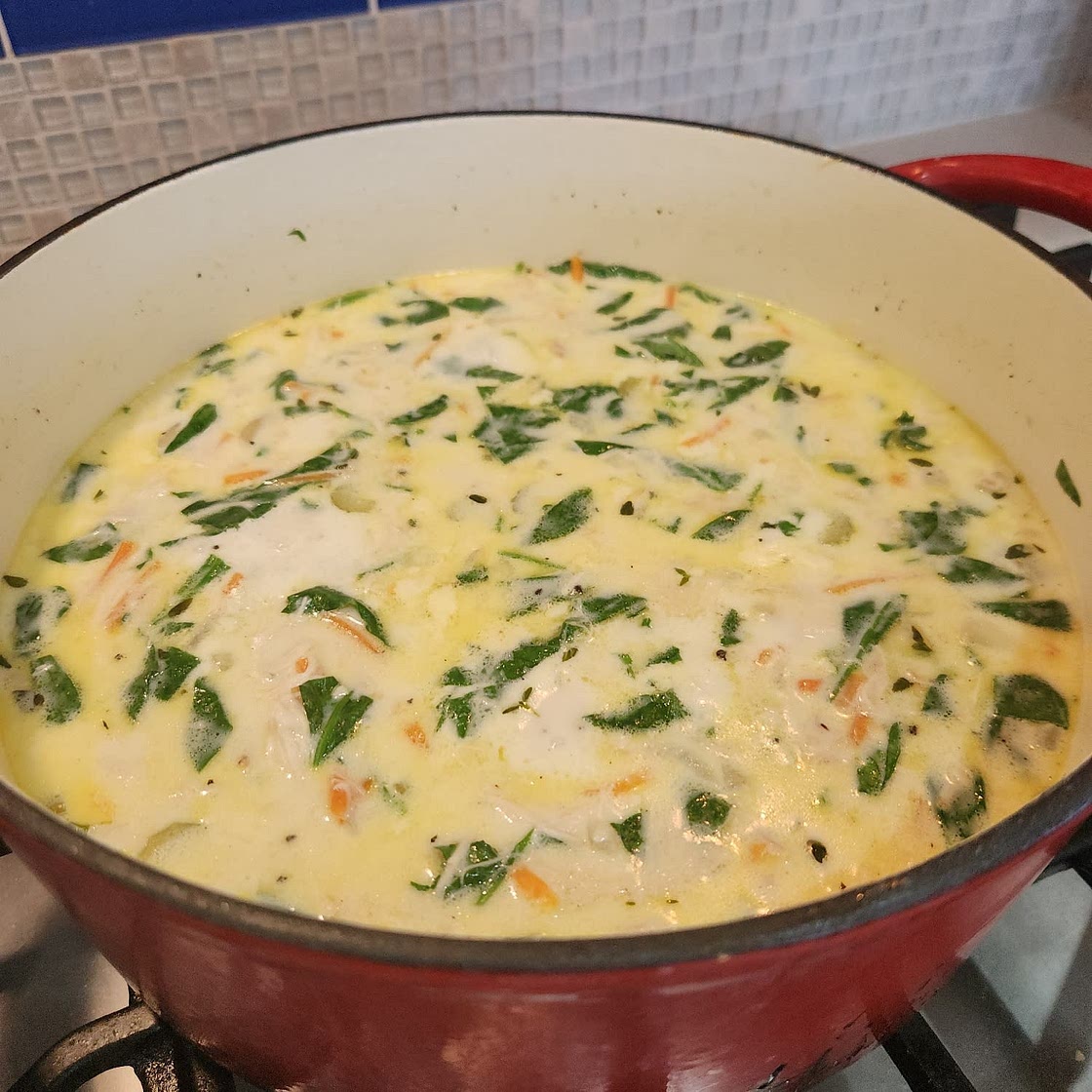 Olive Garden Chicken Gnocchi Soup