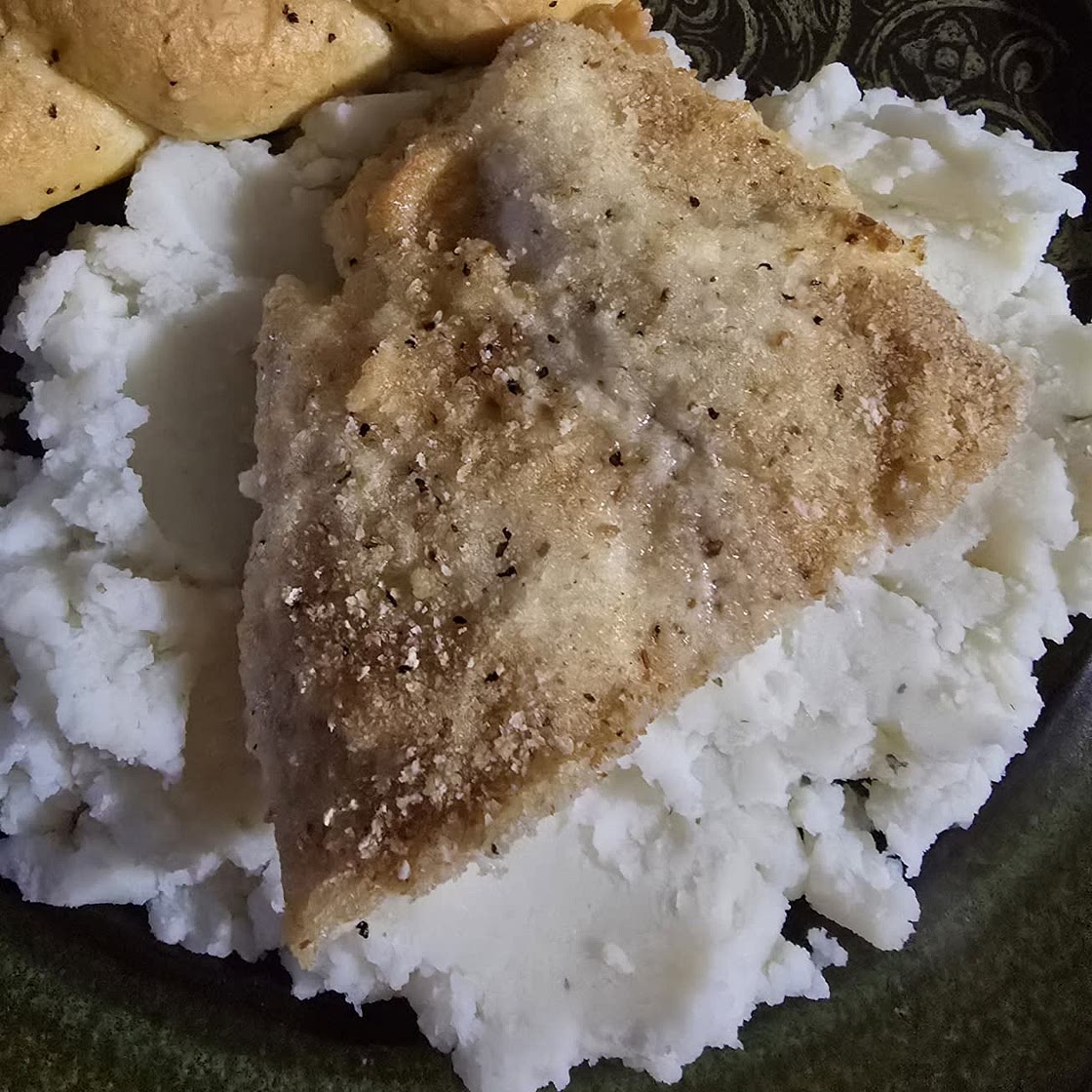 Super Quick Chicken Dinner: Crumbed Chicken with Mashed Potatoes