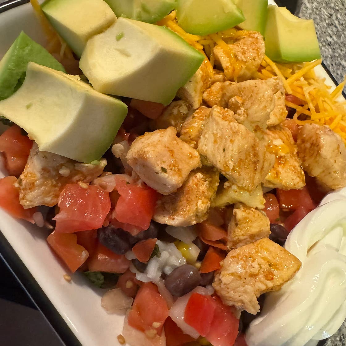 Chicken Burrito Bowl with Fresh Pico de Gallo & Creamy Chipotle Sauce