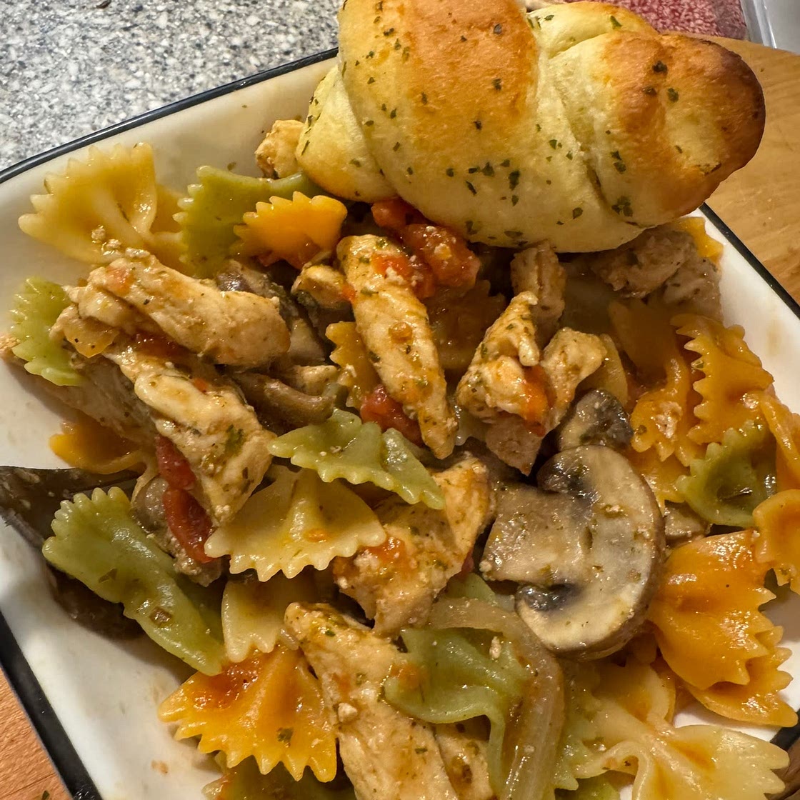 Parmesan Spinach Mushroom Pasta Skillet