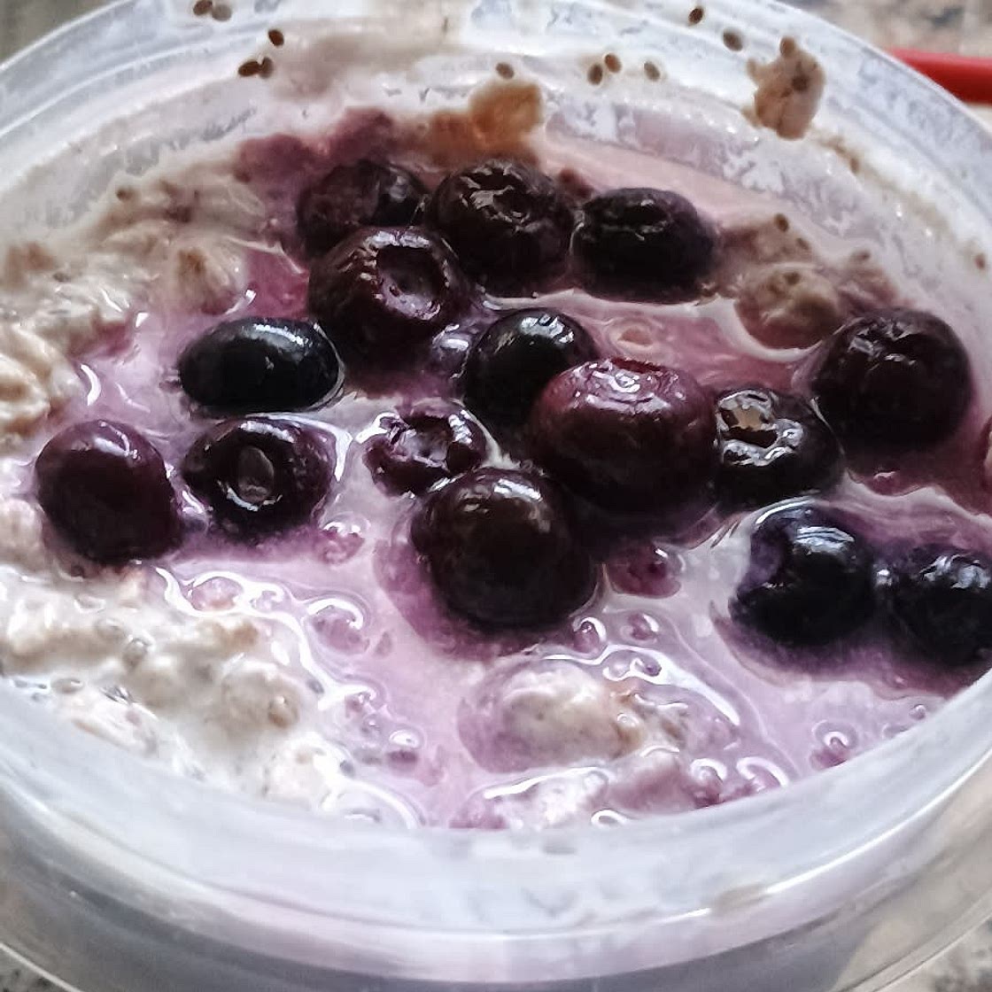 Blueberry Cheesecake Overnight Oats
