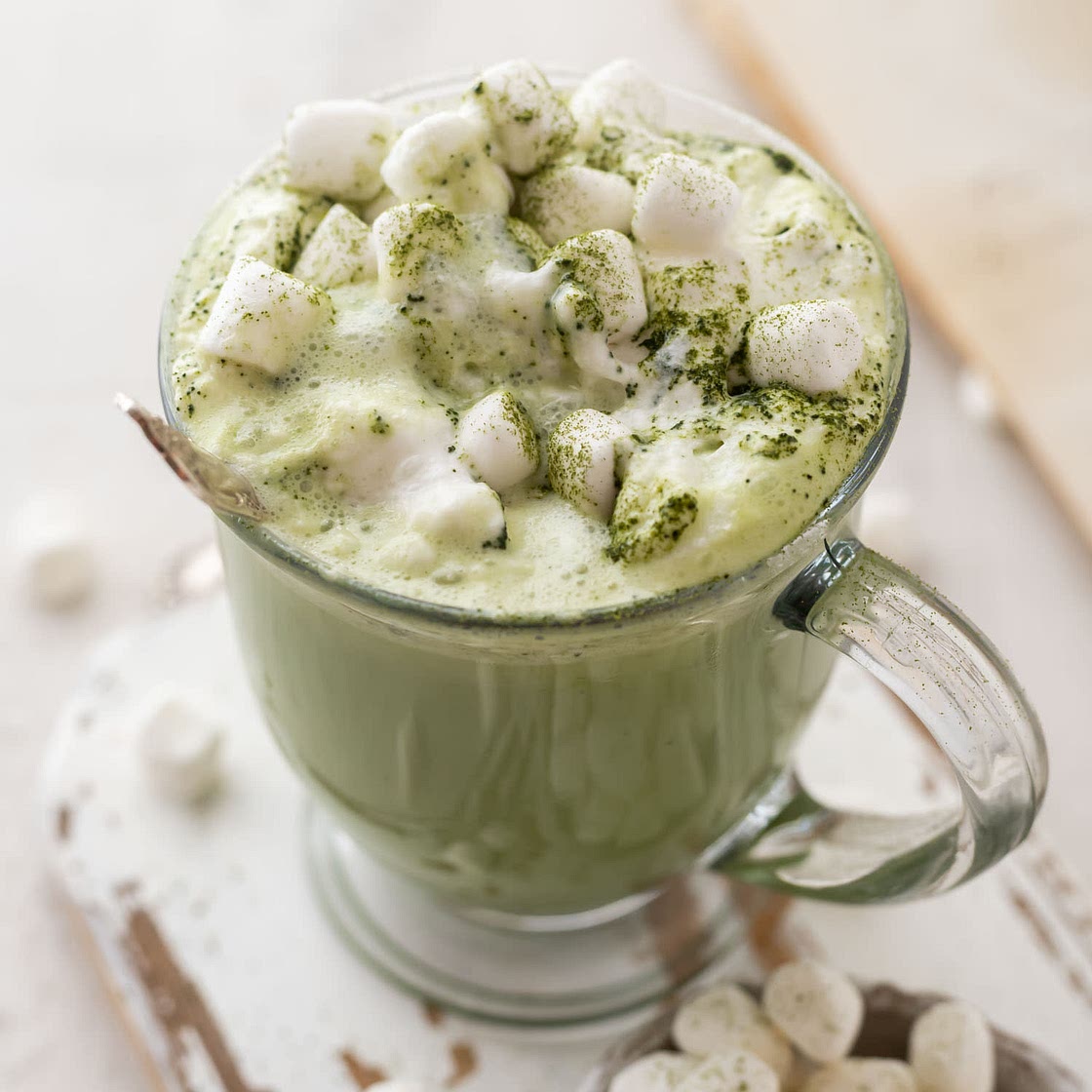4-Ingredient Matcha Hot Chocolate