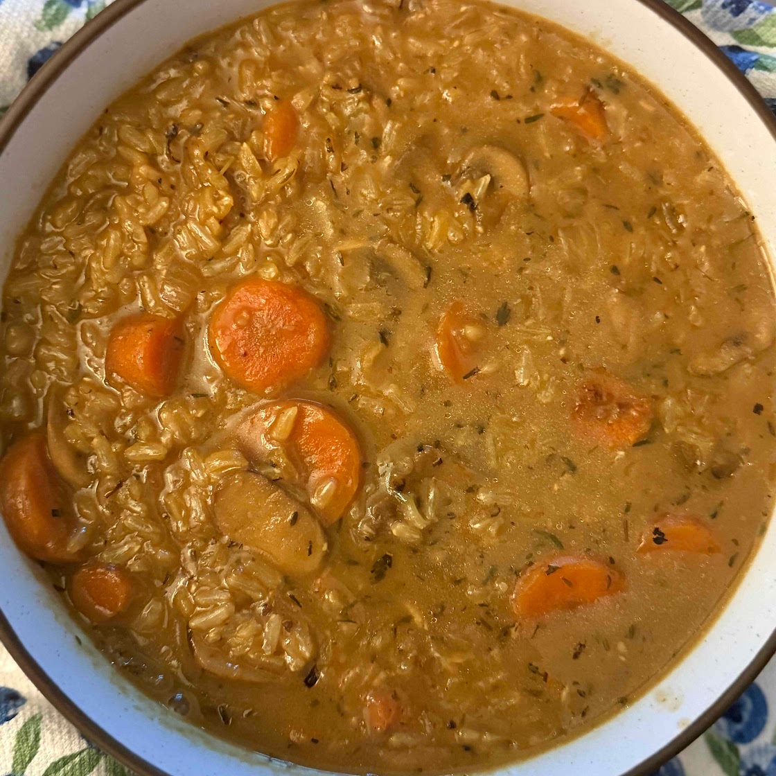 Creamy mushroom and rice soup 