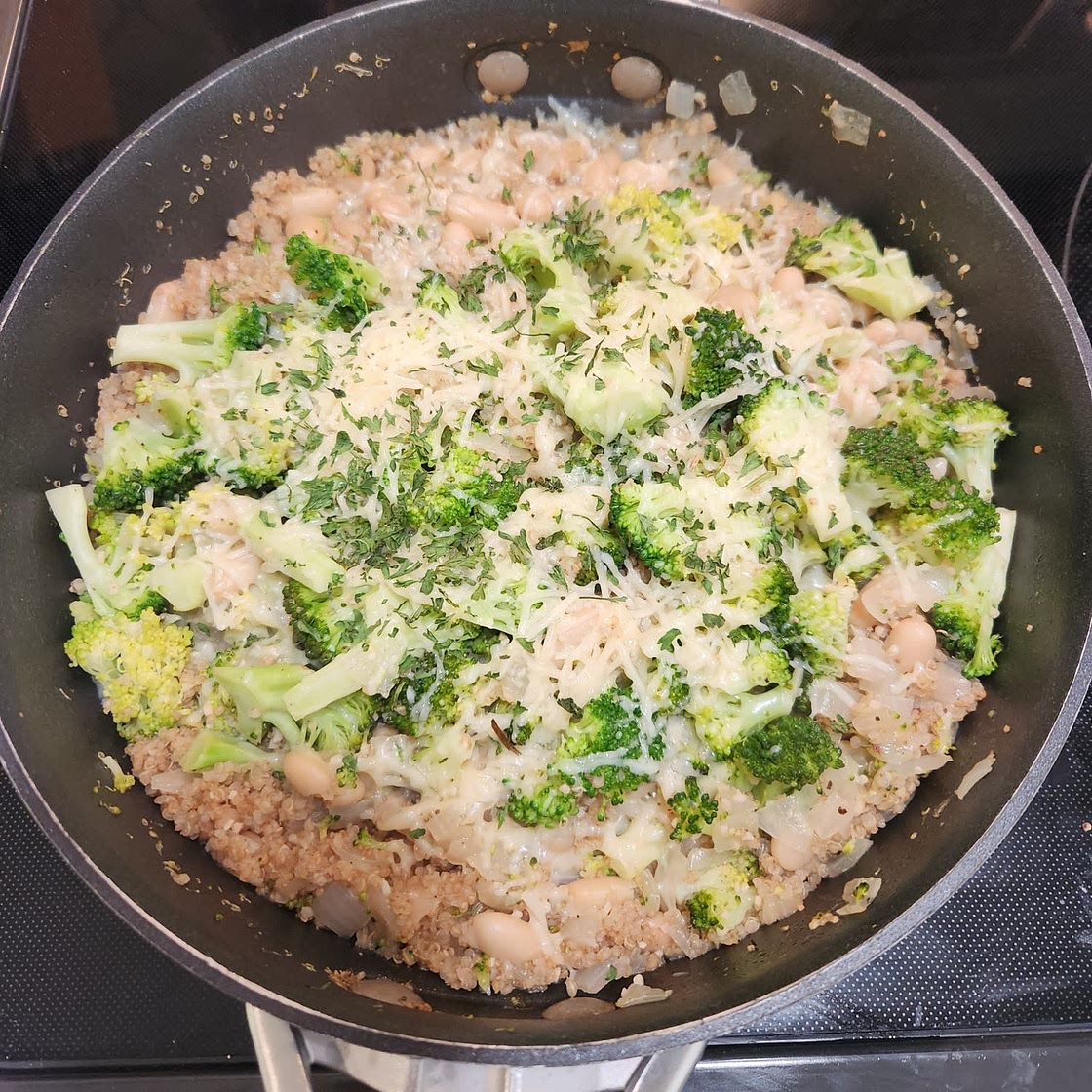 One Pan Broccoli Quinoa Skillet with Parmesan and White Beans