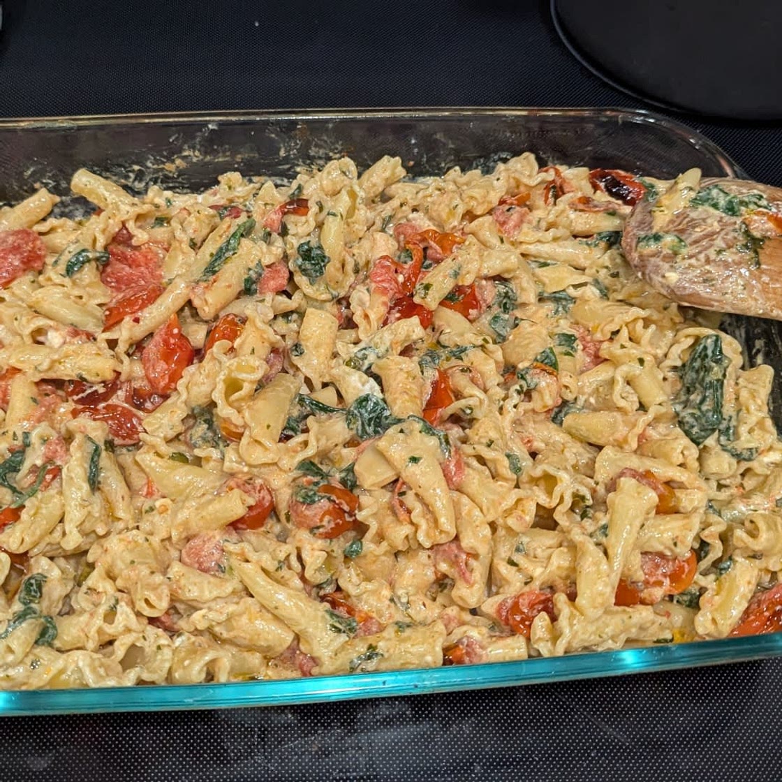 Baked Feta Pasta (TikTok Pasta)