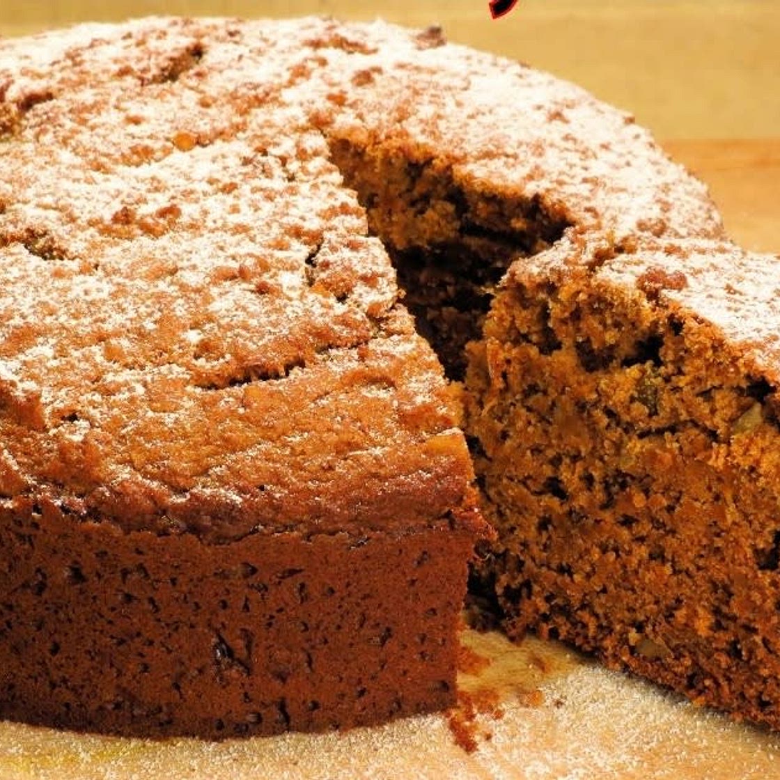 Sturdy  black Carrot Cake