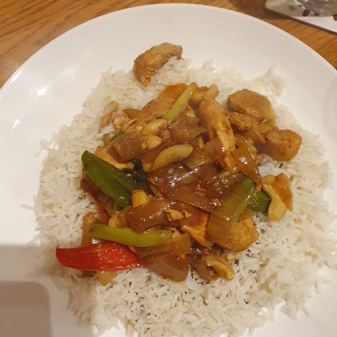 Chicken with Cashew Nuts