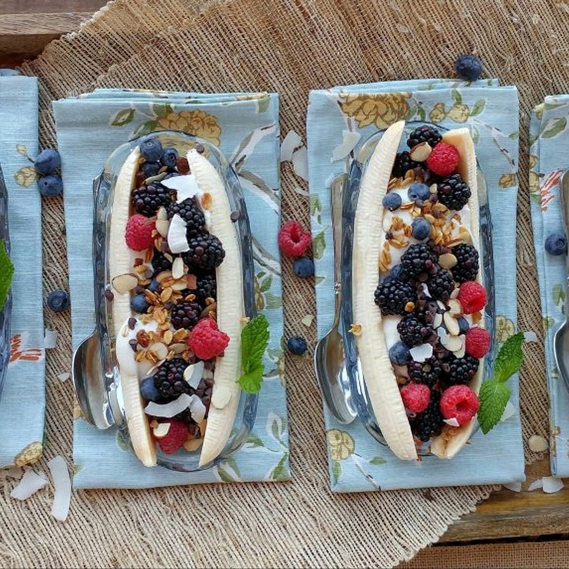 Banana Split Breakfast Bar