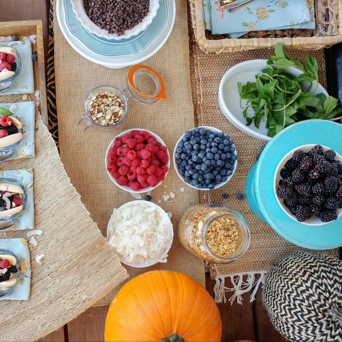 Banana Split Breakfast Bar