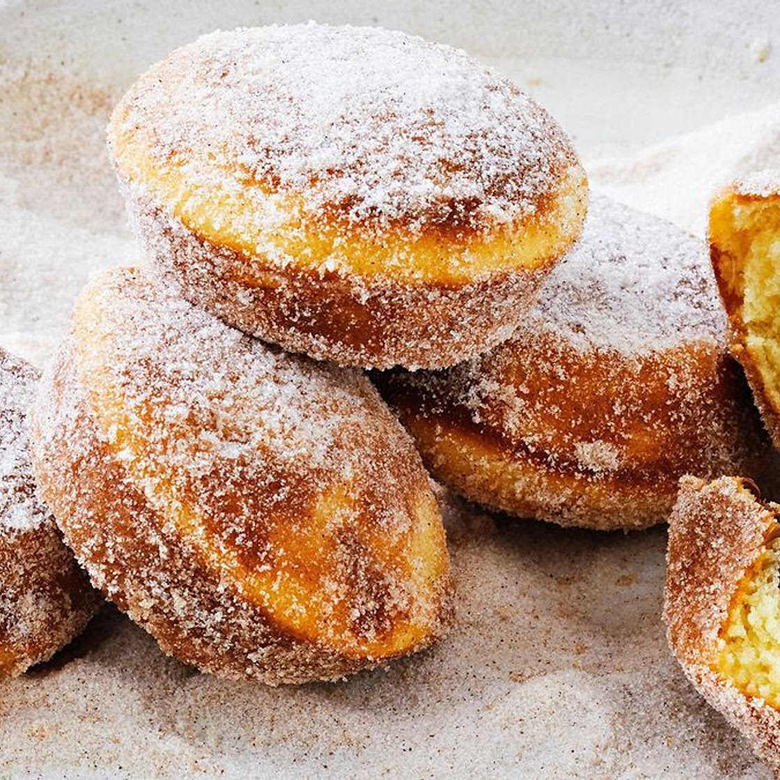 Pie maker Nutella doughnuts recipe