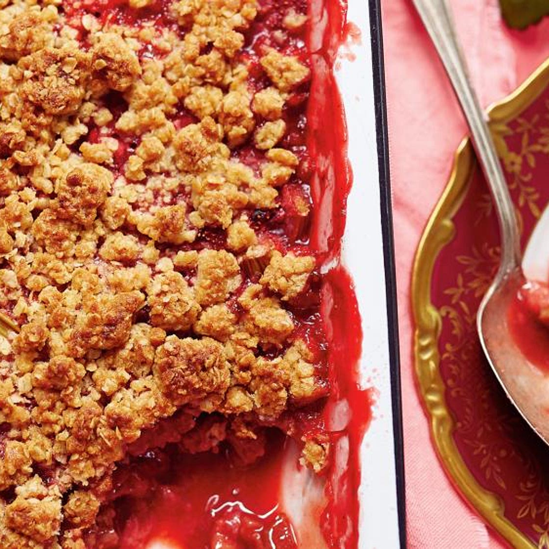 Croustade à la rhubarbe et aux fraises