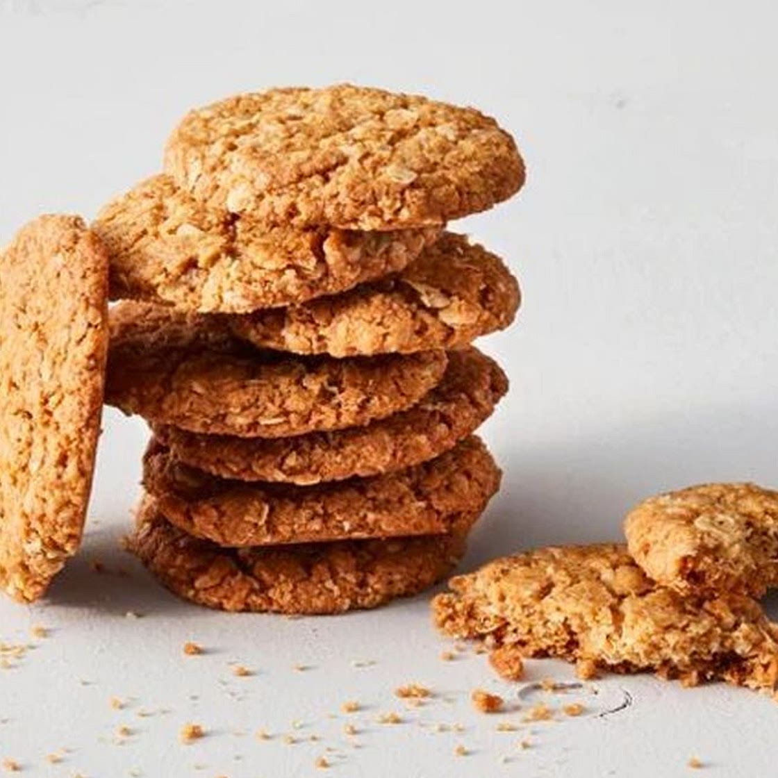 The best chewy Anzac biscuits recipe
