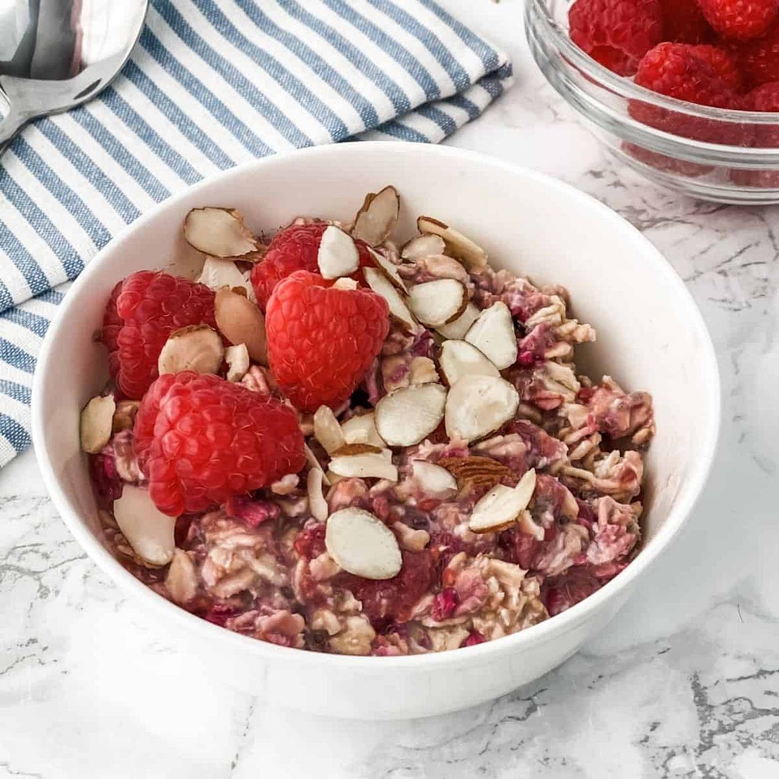 Raspberry Overnight Oats