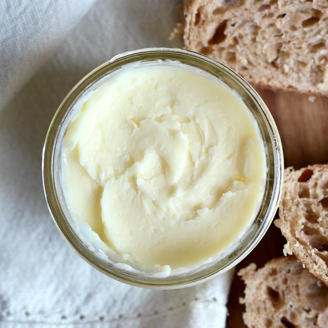 How to Make Butter in a Jar