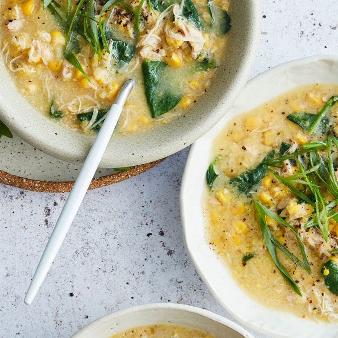 Slow cooker chicken & corn soup