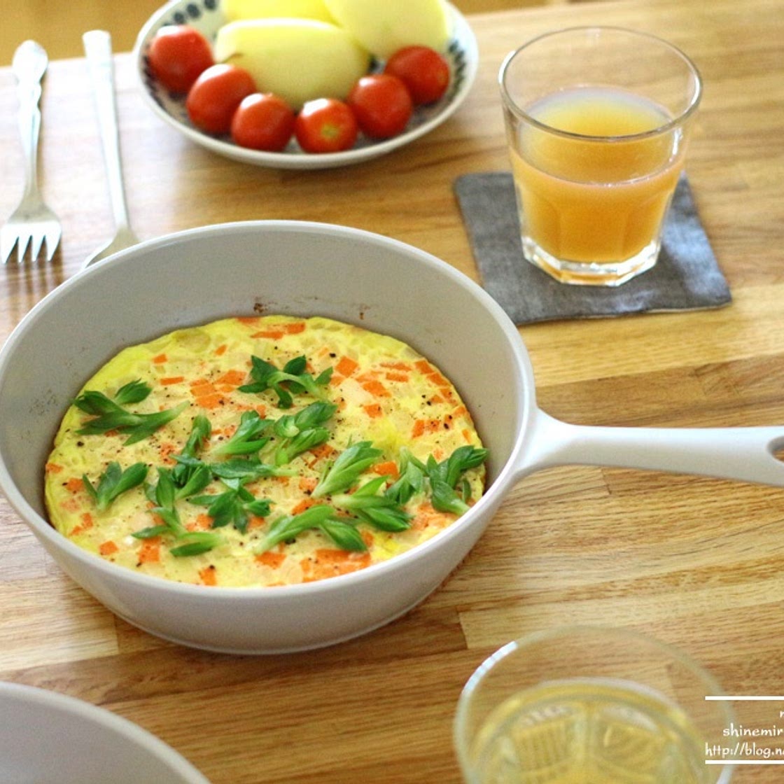 간단 브런치 : 간단 페스토 피자, 간단 프리타타