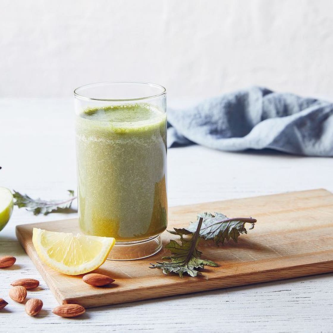 Cleansing breakfast smoothie