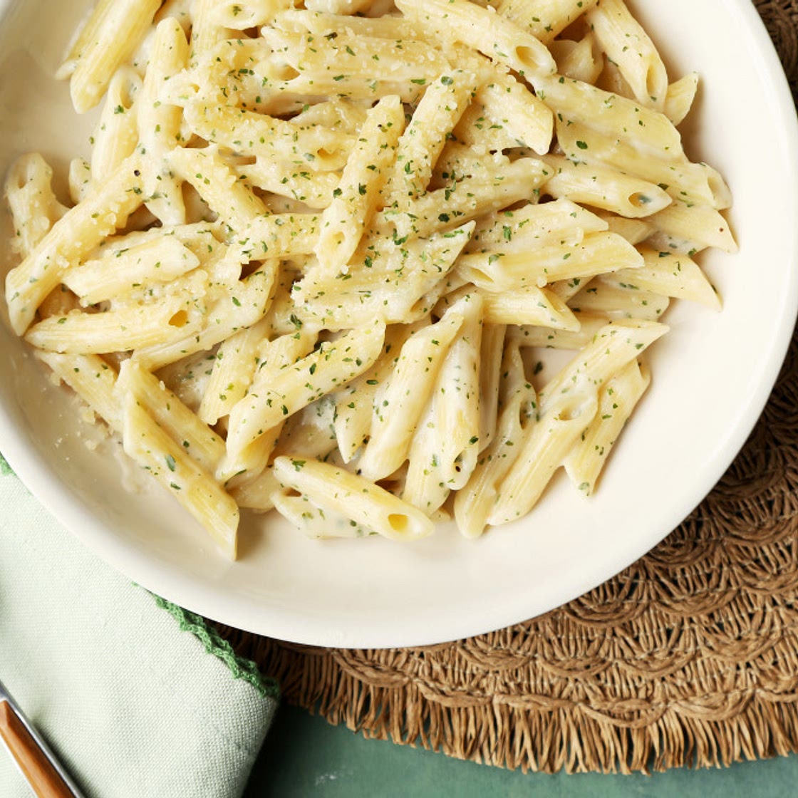 Creamy Garlic Penne Pasta