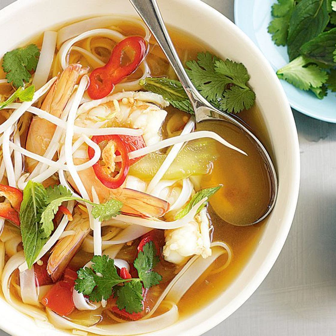 Hot and sour prawn soup