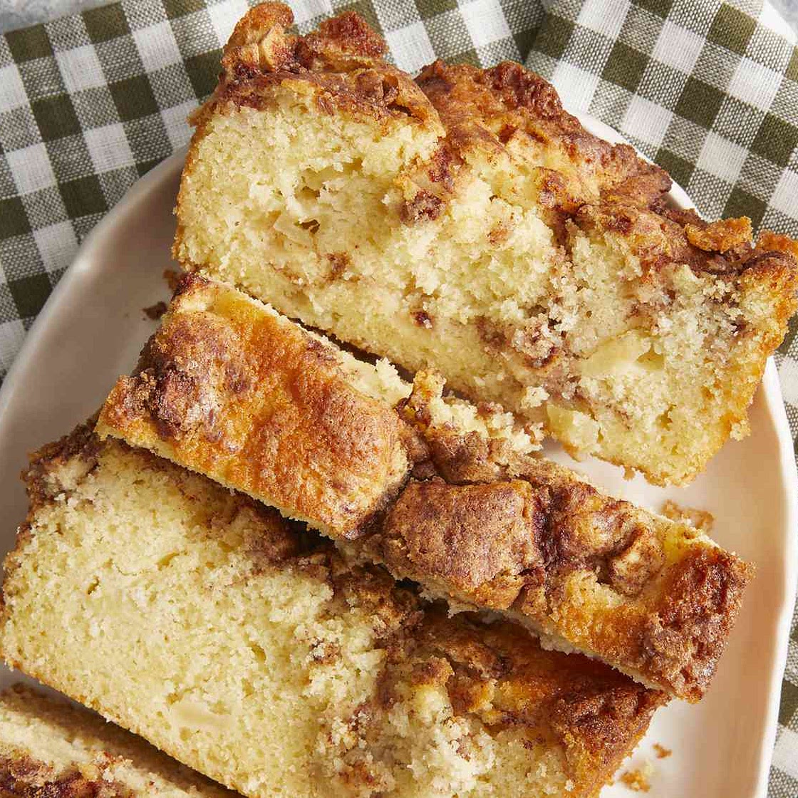 Apple Cinnamon Cake