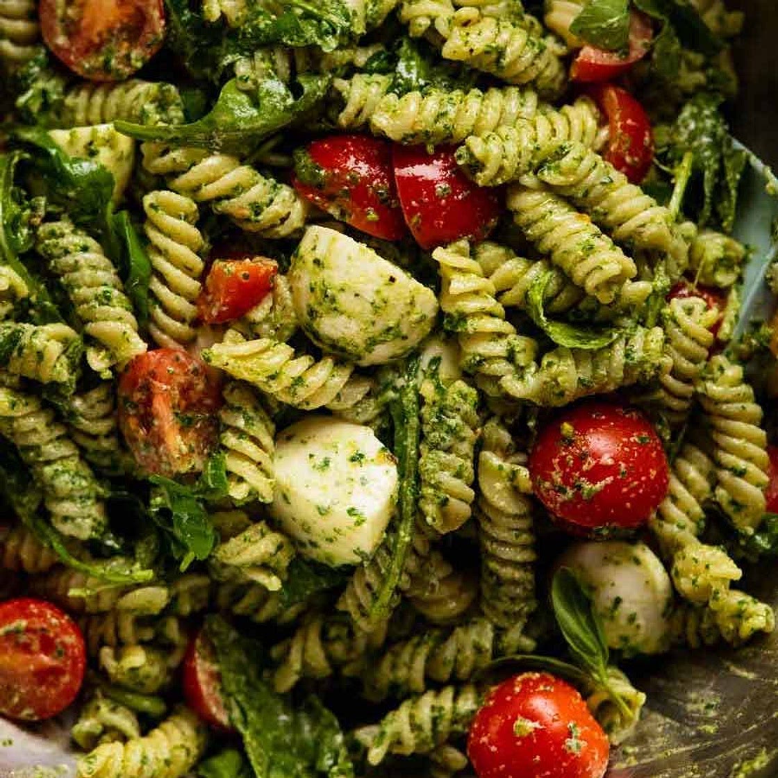 Pesto pasta salad