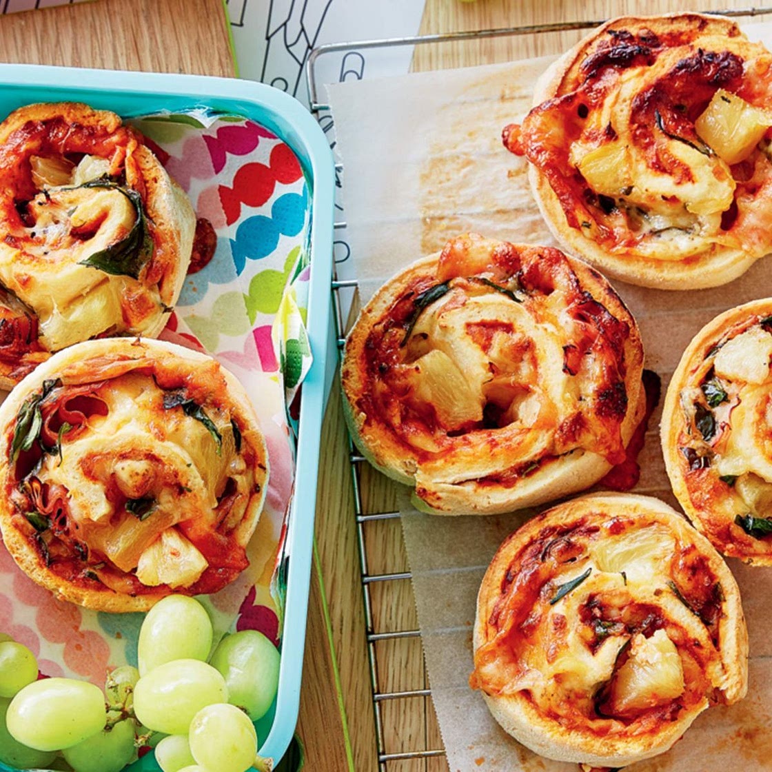Hawaiian pizza scrolls