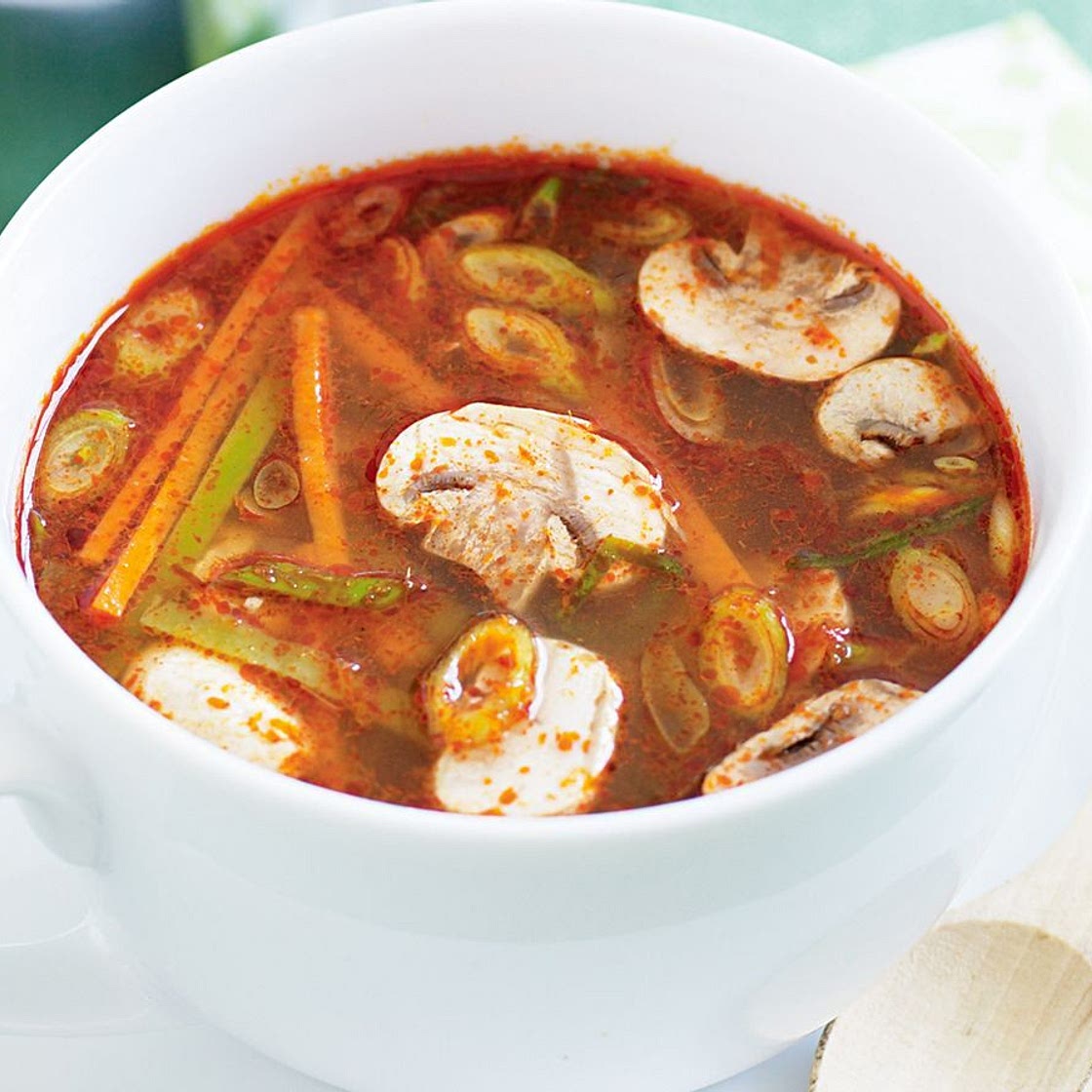 Hot and sour vegetable soup