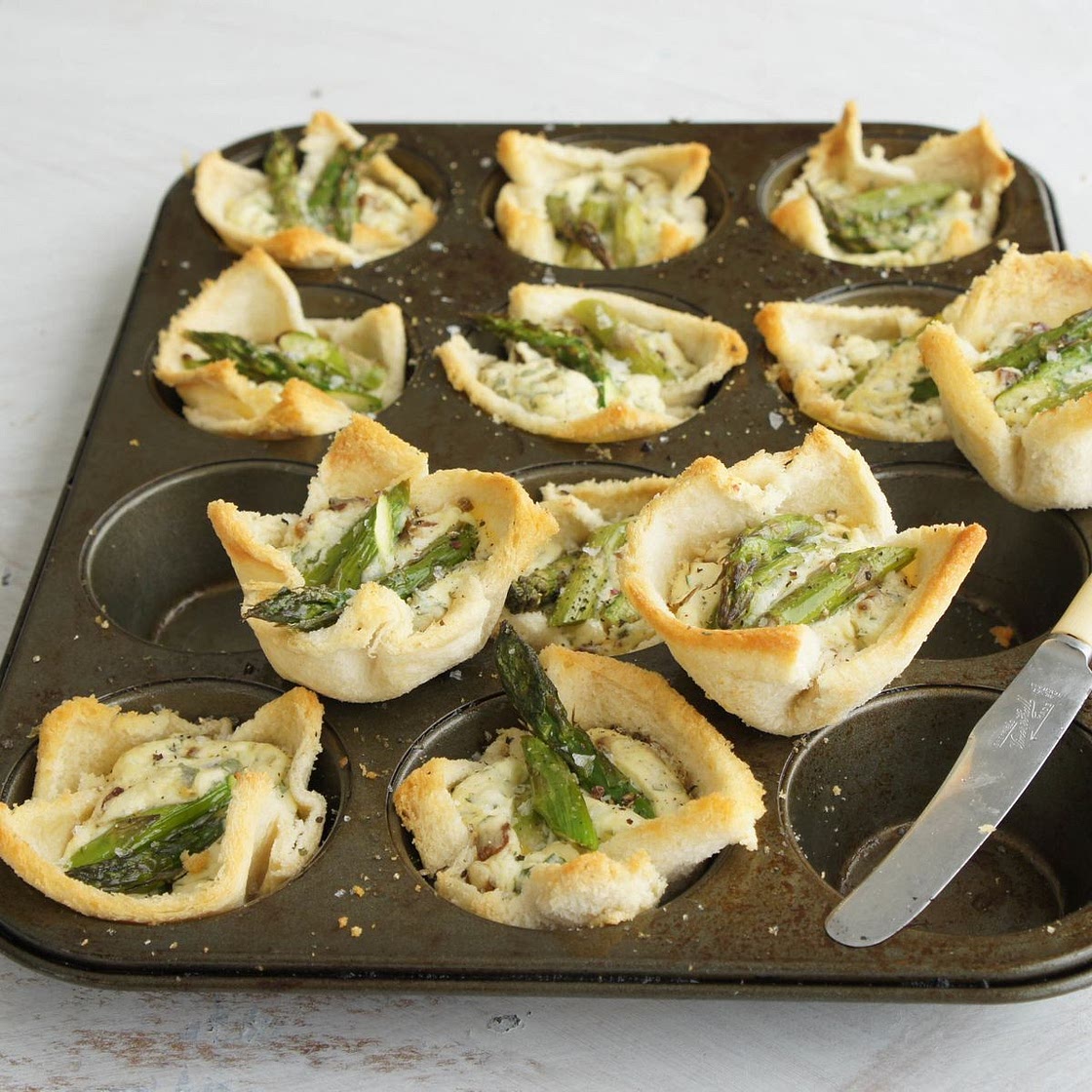 Asparagus Bread Cases Recipe