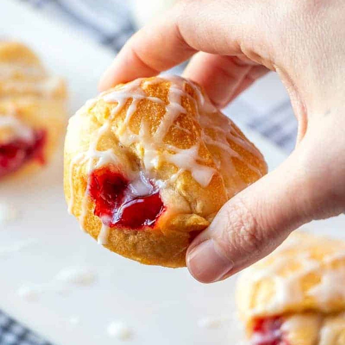 Easy Cherry Pie Bites