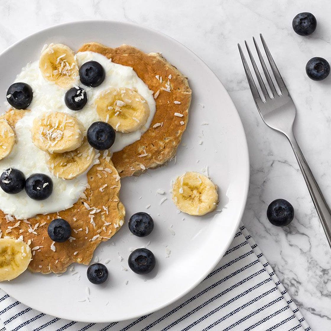 Healthy Oat and Yogurt Pancakes