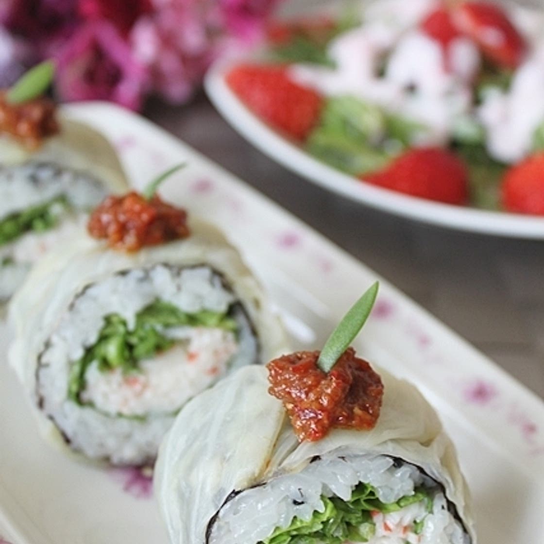 봄향기 솔솔 돌나물게살 양배추롤 & 돌나물딸기 샐러드