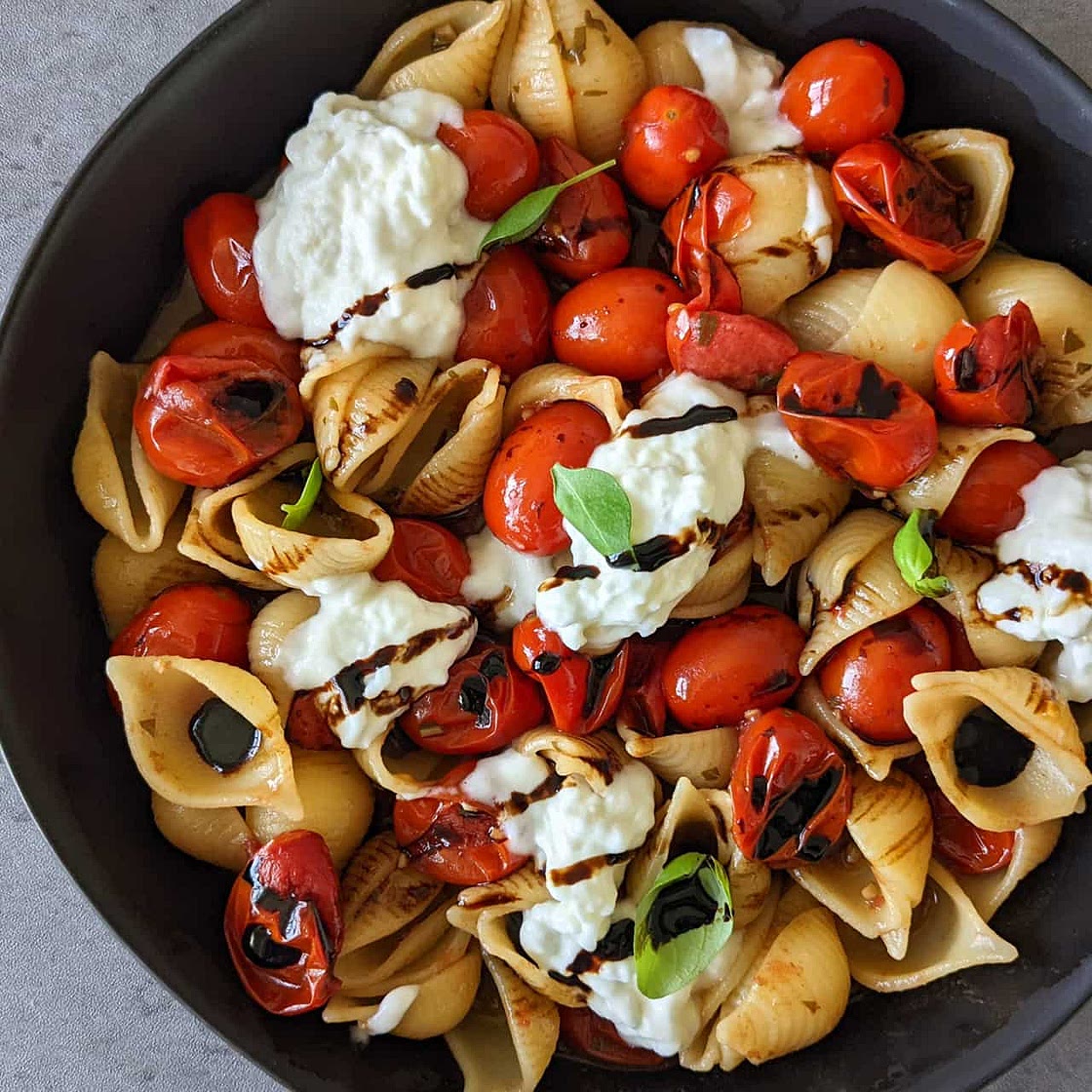 Burrata Pasta With Blistered Tomatoes