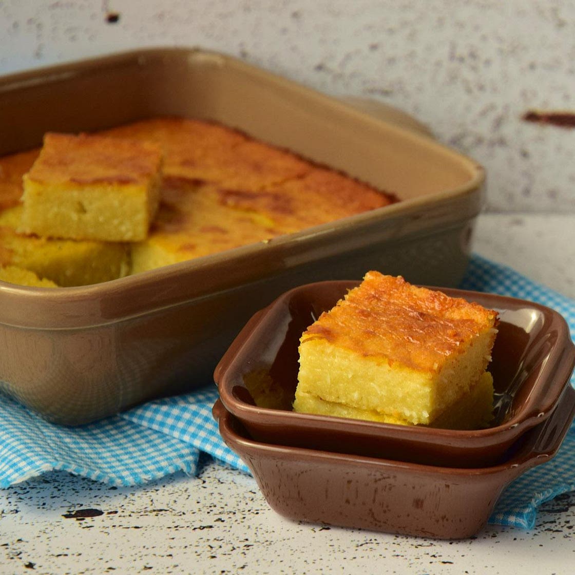 Receita de Bolo de mandioca crua